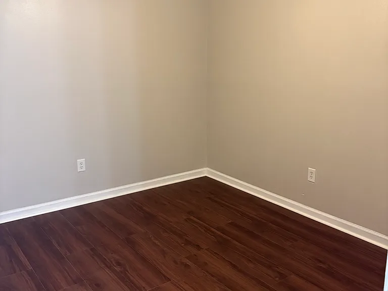162 E Race St #31 — Photo 7