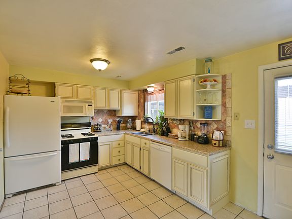 3rd image of 230 S 175 E #230