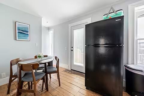 5th image of 69 Mansion St