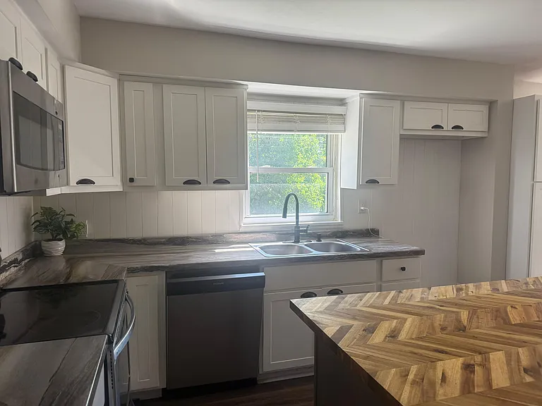 35 Parker Rd — Photo 7