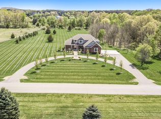 1094 Hemphill Ct, Brighton, MI 48114