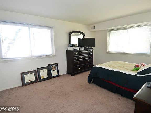 5th image of 203 Victor Pkwy Unit 203G