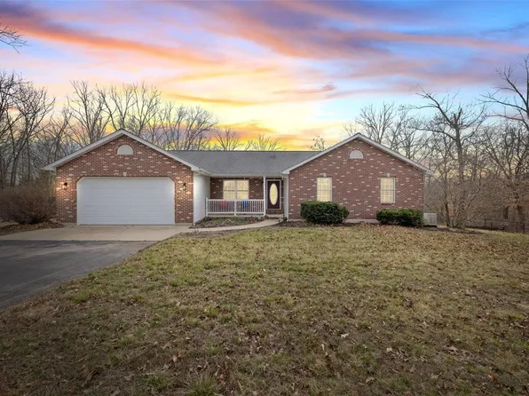 184 Dogwood Blossom Dr, Sullivan, MO 63080