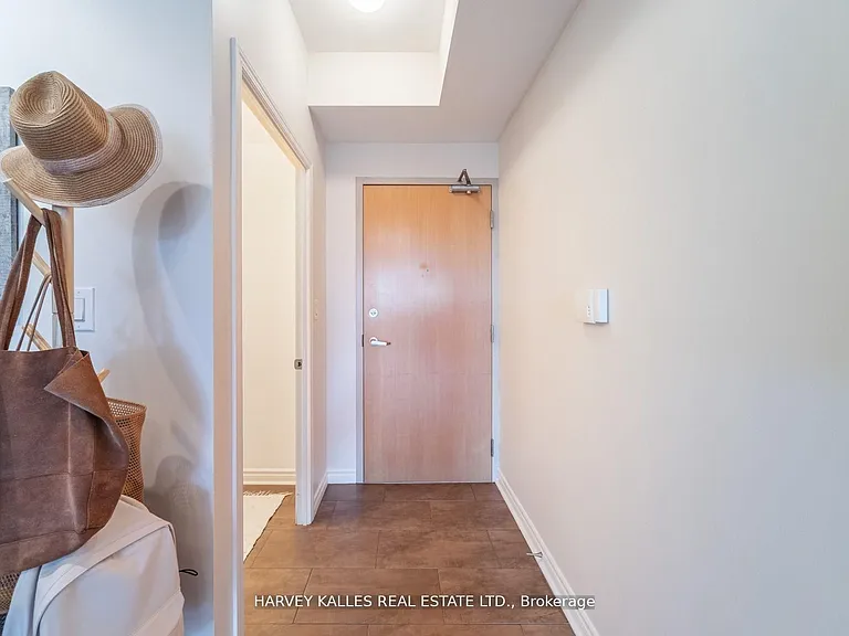 3865 Lake Shore Blvd W #421 — Photo 26
