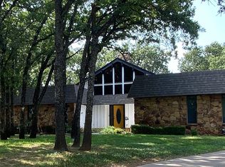 2909 Springdale Ln, Duncan, OK 73533