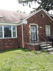 8310 Badger St, Detroit, MI, 48213