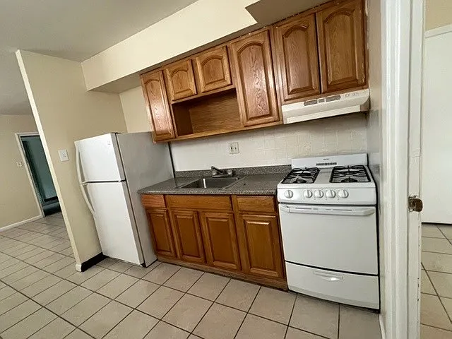 5711 Erdrick St #3 — Photo 3