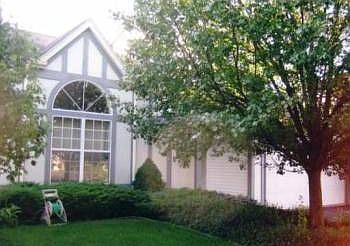 2nd image of 6090 Golfview Dr