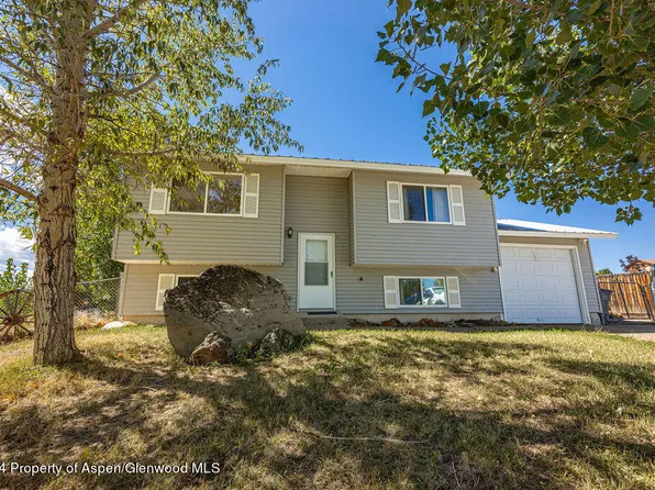 424 Clover Cir, Hayden, CO 81639