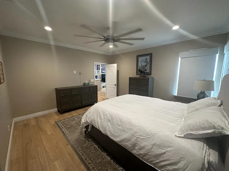 43 W Bohemia Ln — Photo 56