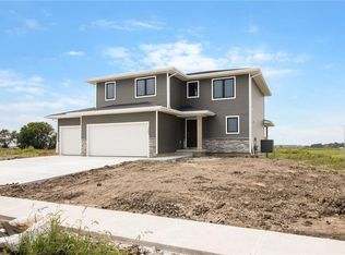 2604 7th Avenue Ct SW, Altoona, IA 50009