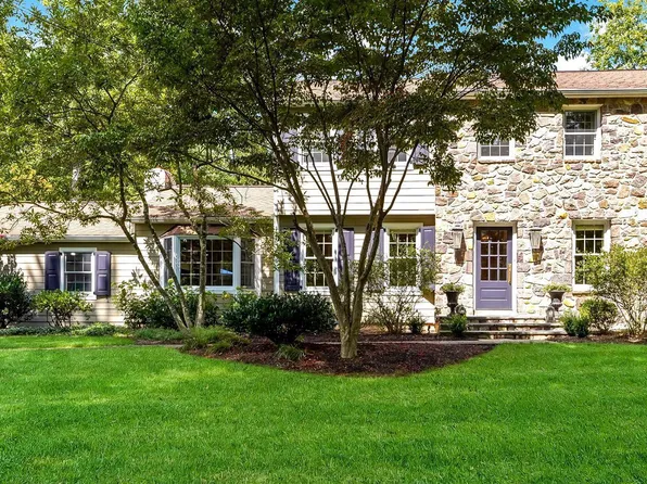 722 Spring Valley Rd, Doylestown, PA 18901