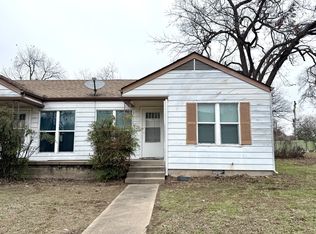 33 8th Ave NW, Ardmore, OK 73401