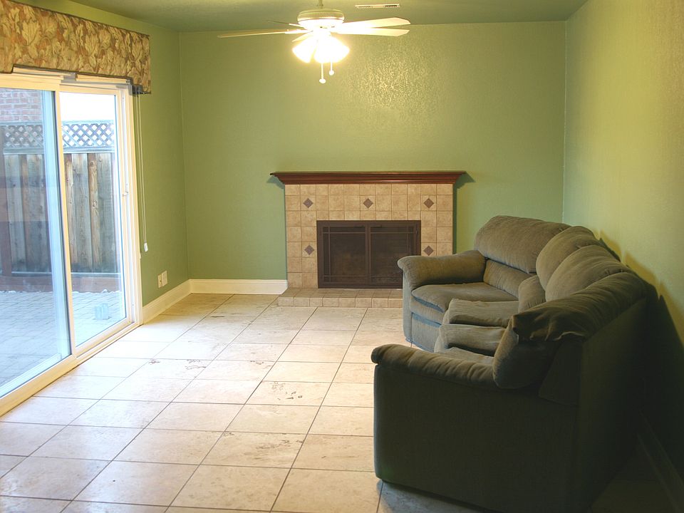 2nd image of 1930 Big Bend Dr