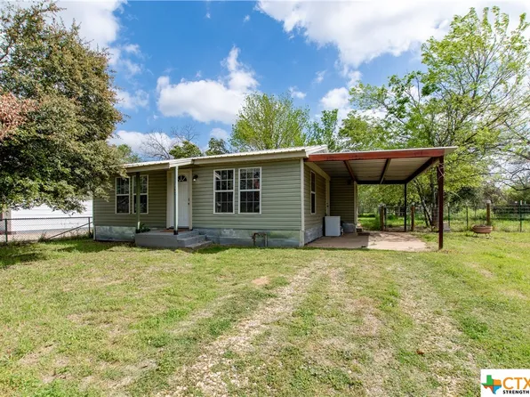 302 Houston St, Rockdale, TX 76567