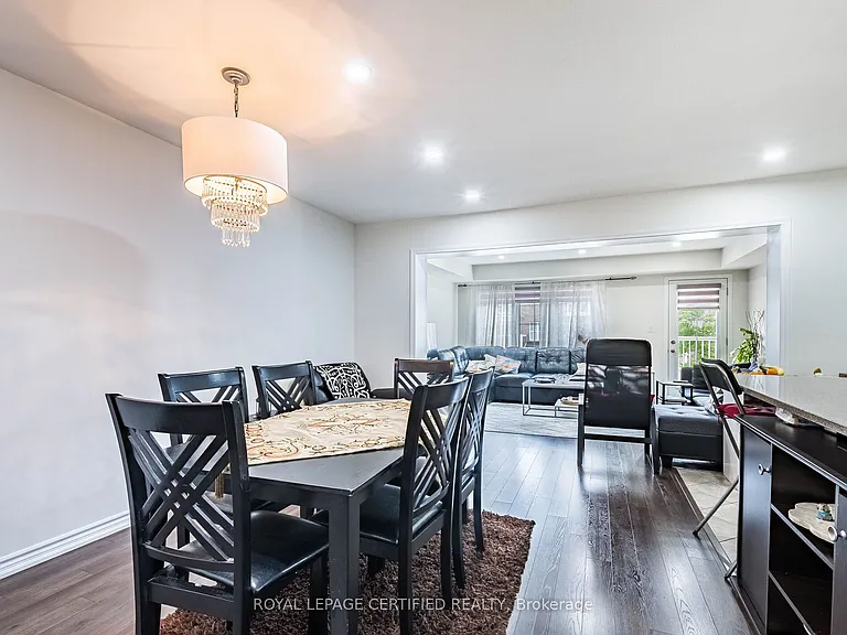 581 Allport Gate — Photo 15