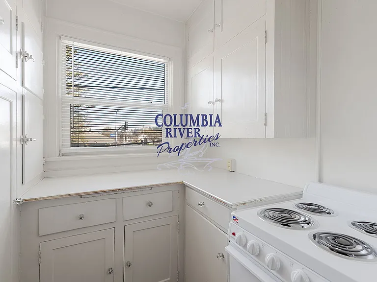 305 N Pacific Ave #202 — Photo 6