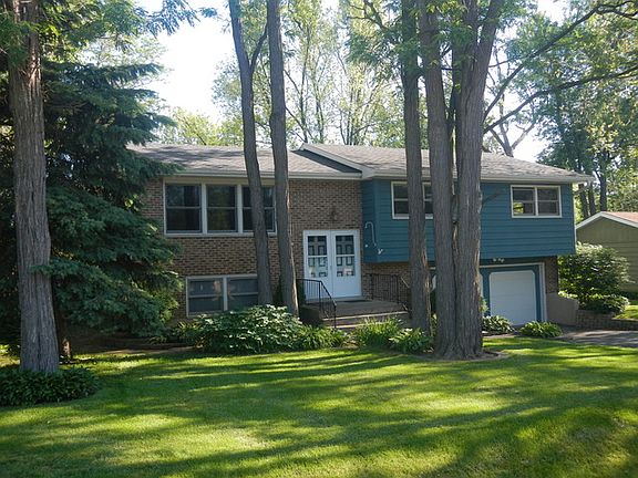 2nd image of 29W360 Grove Ave