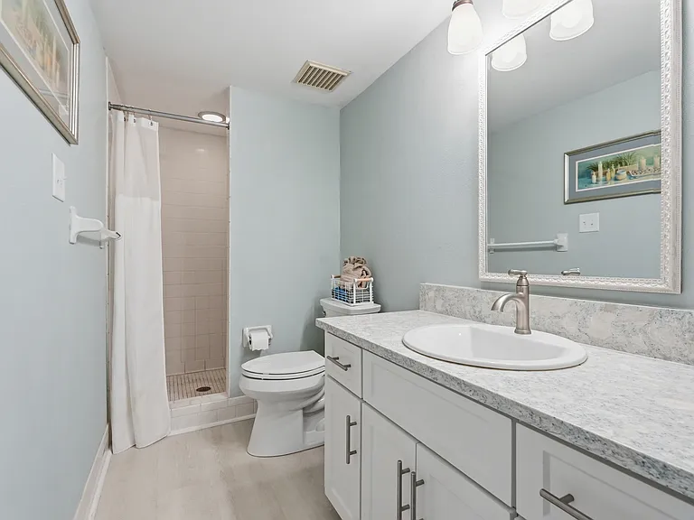 240 Cypress Ln #240 — Photo 18