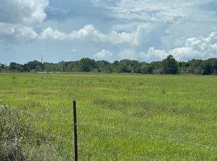 8671 Kloss Rd, Sealy, TX 77474