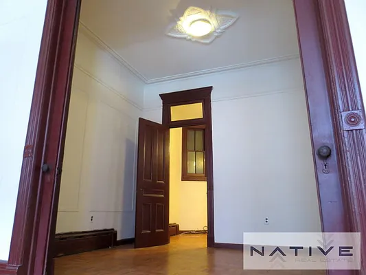 Rented by Native Real Estate LLC | media 23