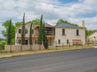 416 E Austin St, Fredericksburg, TX 78624