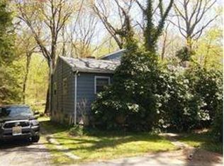 28 Wintechog Hill Rd, North Stonington, CT 06359