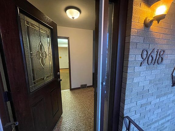 2nd image of 9618 Boulevard Dr