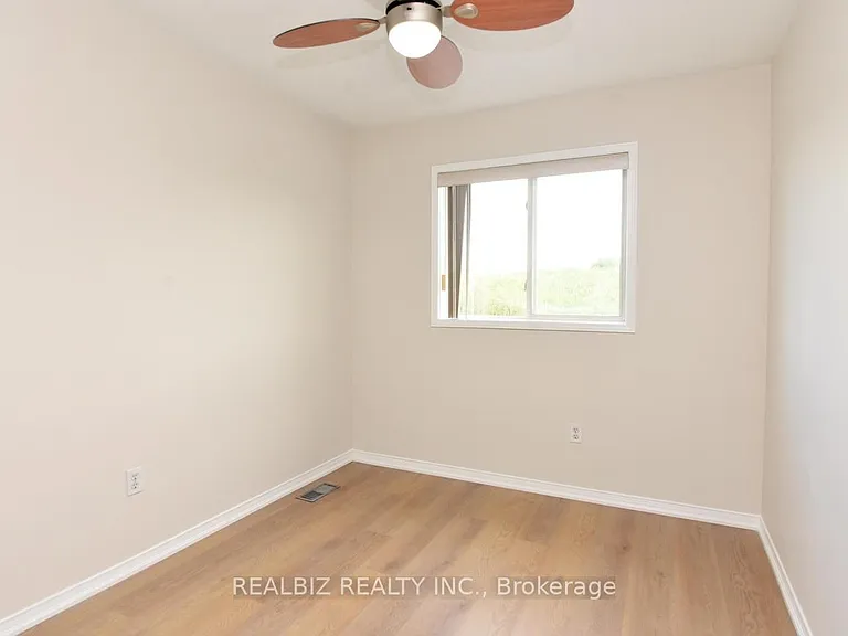 627 Caboto Trl — Photo 10