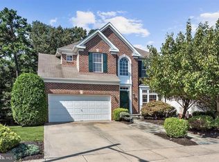15 Wood Lark Dr, Mount Laurel, NJ 08054