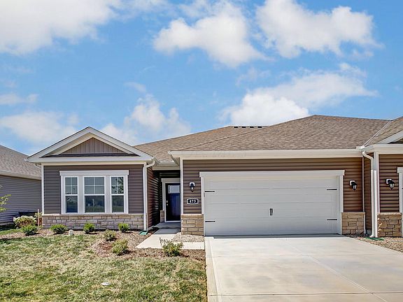 3rd image of 465 Helena Dr #164A