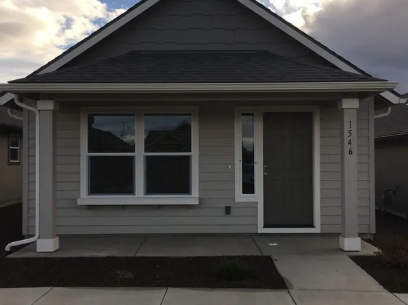 1546 SW 36th Loop, Redmond, OR 97756