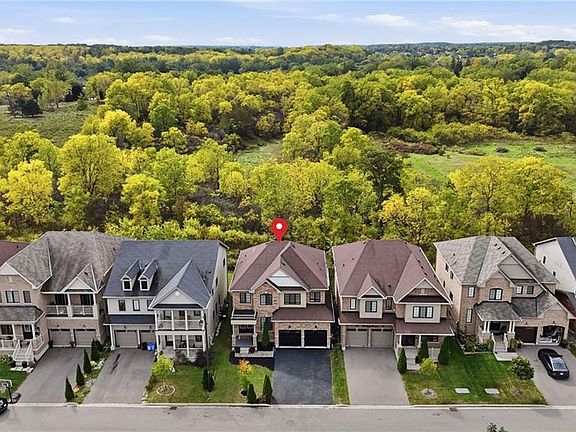 3rd image of 47 Larry Cres
