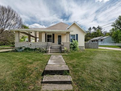 4977 S Rogers St, Bloomington, IN, 47403