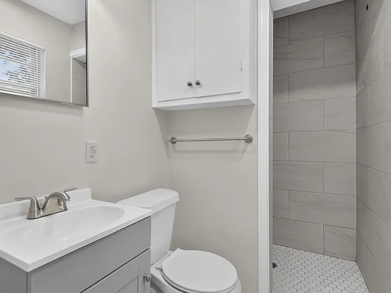 822 N Hughes St — Photo 19