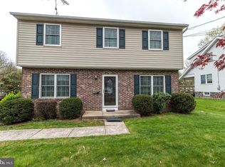 348 W Vine St, Hatfield, PA 19440
