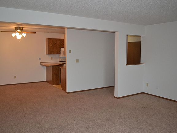 5th image of 1208 28th Ave S APT 203