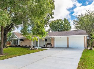 1418 Beachcomber Ln, Houston, TX 77062