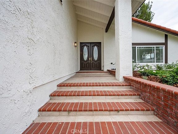 5th image of 19100 Merion Dr