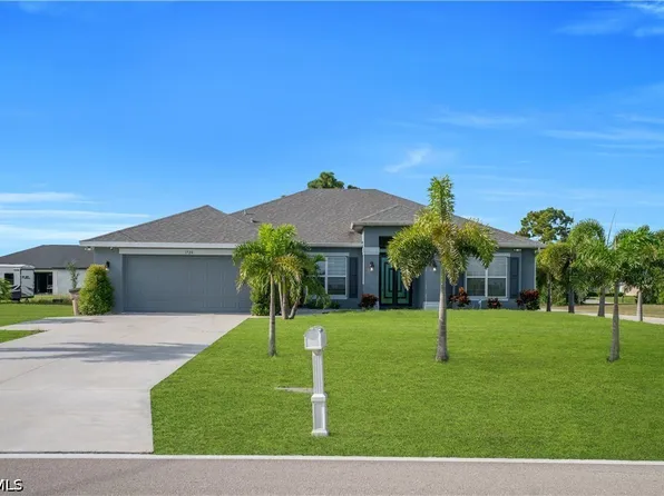 1728 Diplomat Pkwy W, Cape Coral, FL 33993