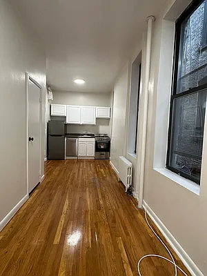 Rented by Peter R. Hungerford, LREB | media 19