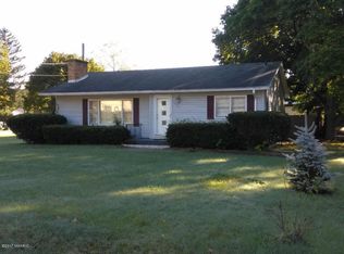 1967 Colfax Ave, Benton Harbor, MI 49022
