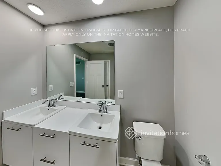 9654 Canter Ct — Photo 14