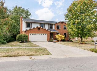 8997 Saxton Dr, West Chester, OH
