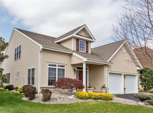 7 Crawford Rd, Manalapan, NJ 07726