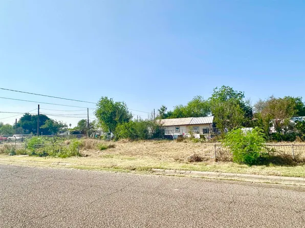 1020 Jackson St, Laredo, TX 78040