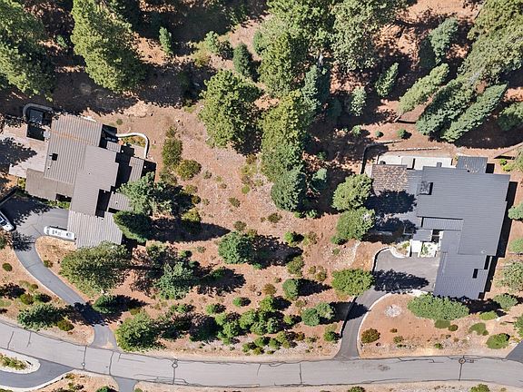 2nd image of 11918 Saddleback Dr