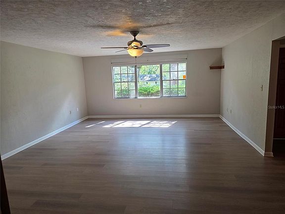3rd image of 909 NW 39TH STREET