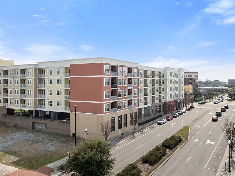 City Block — Photo 21