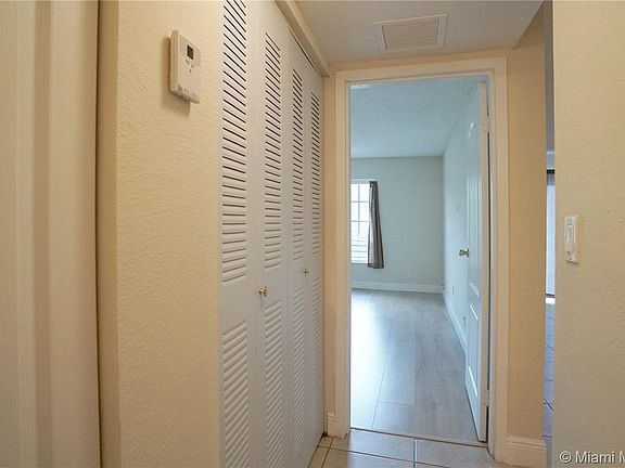 3rd image of 5201 Geneva Way APT 309